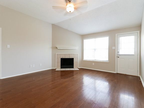 2nd image of 816 Beaver Creek Dr