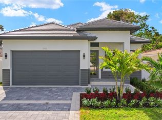 548 109th Ave N, Naples, FL 34108