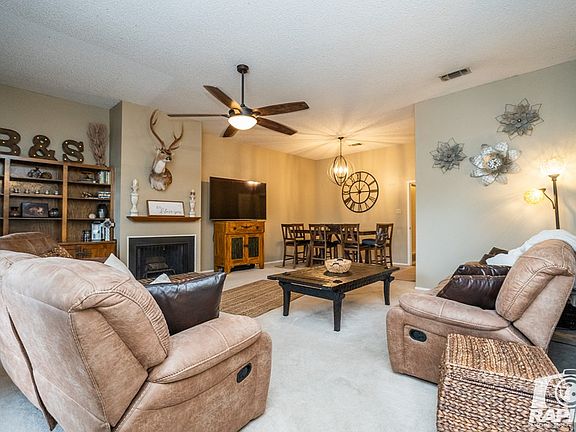 5th image of 2619 Queens Ct