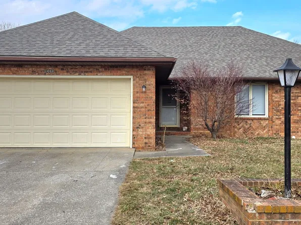 3443 W Tracy Ct, Springfield, MO 65807