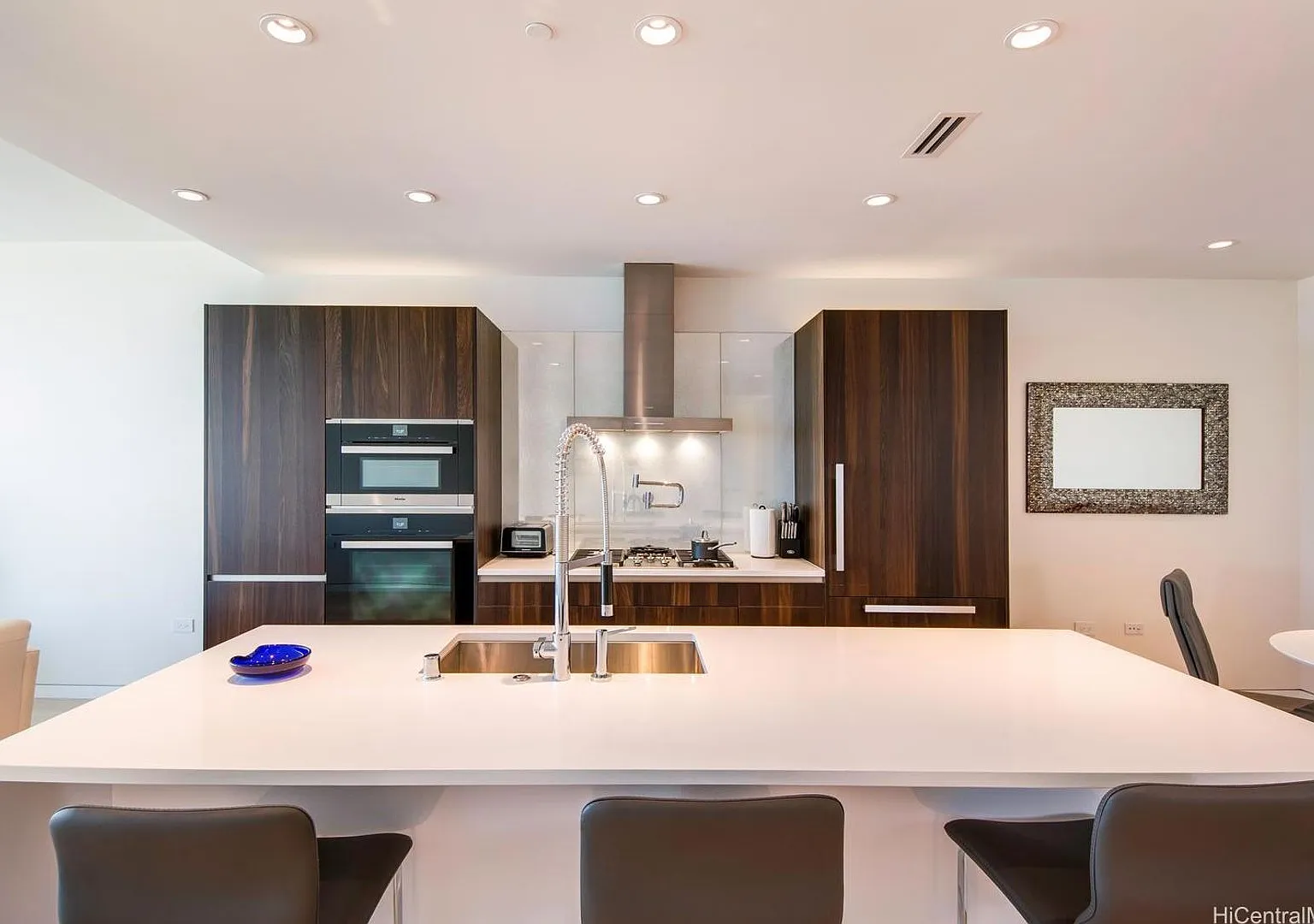1 Bd / 2 Ba / 1 Pk, Furnished — Photo 4