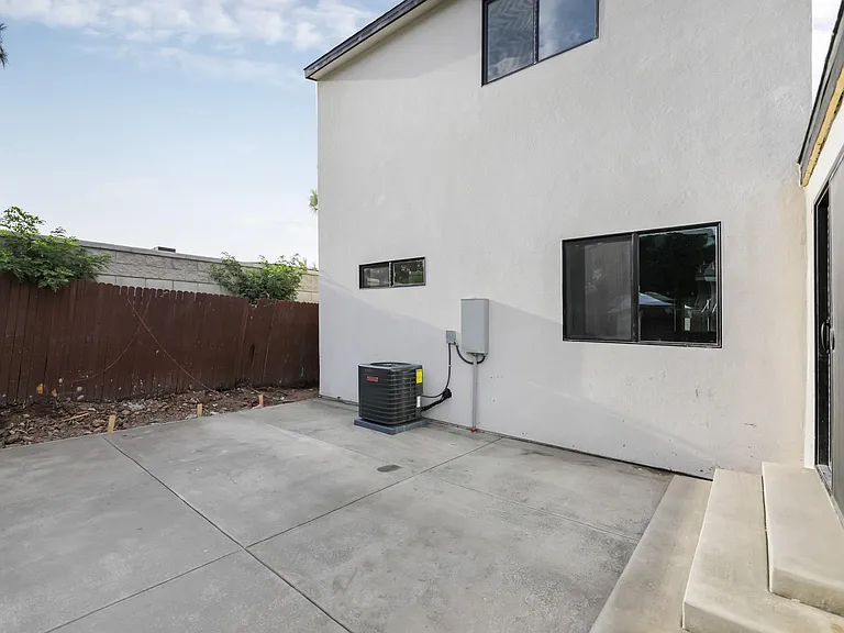 5311 Hewlett Dr — Photo 29