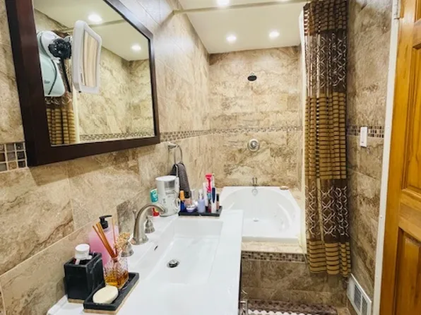 2715 Strickland Avenue image 18 of 42