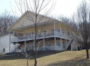 903 Hyde Park Dr, Laurie, MO 65037