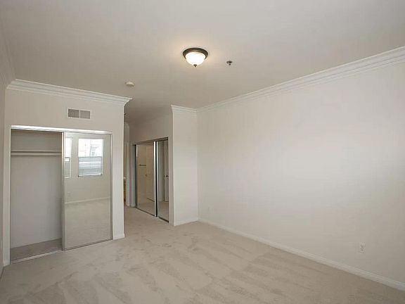 5th image of 108 S Clark Dr APT 202