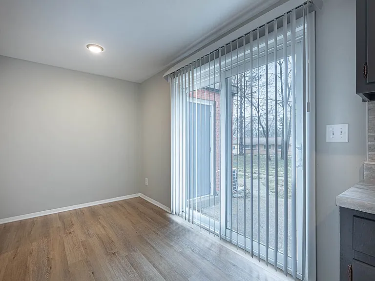 Flowerdale Townhomes — Photo 7