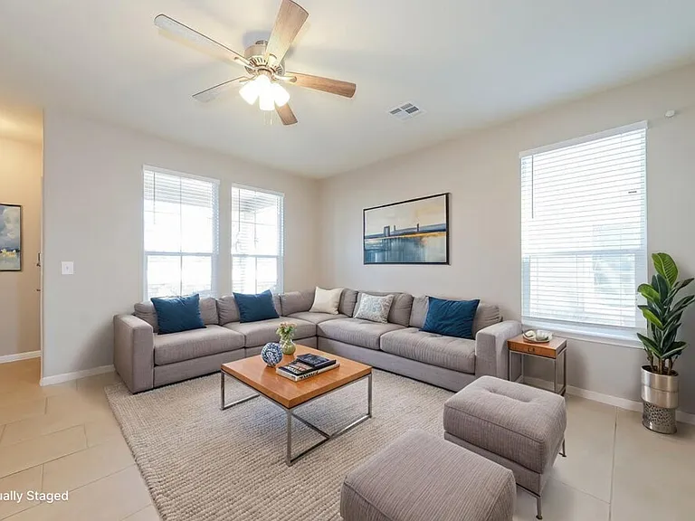 415 N Heatherwilde Blvd — Photo 6