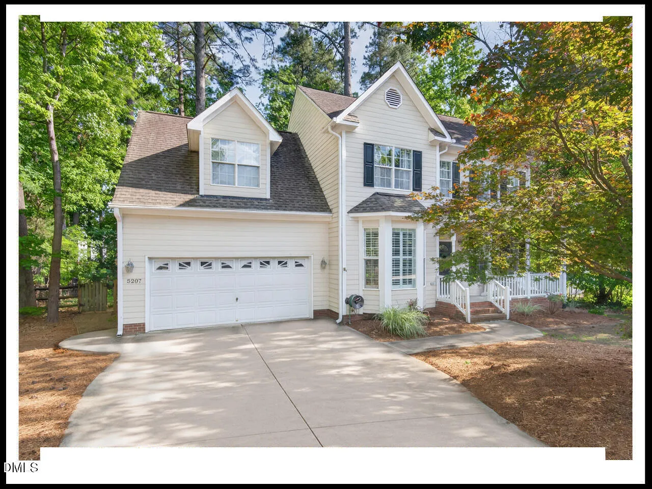 3 bed, 2.5 bath, 2319 sqft, $4,500 — Photo 3