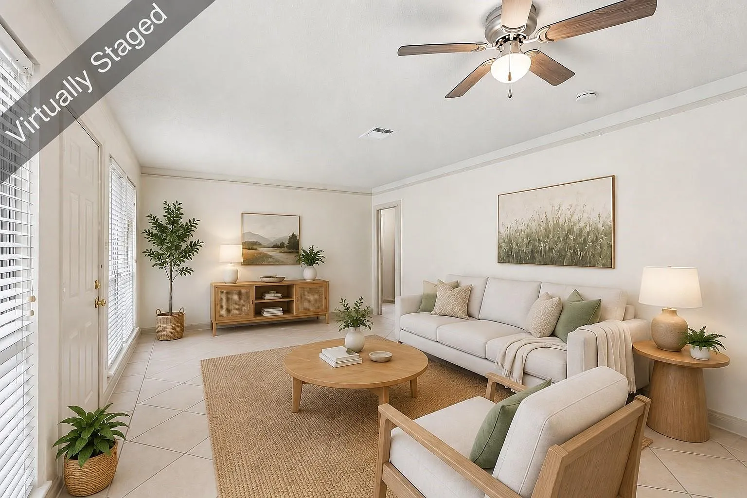3 bed, 1.5 bath, 1300 sqft, $1,825 — Photo 1