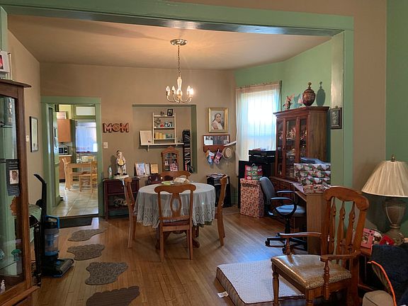 3rd image of 2243 N Kilbourn Ave