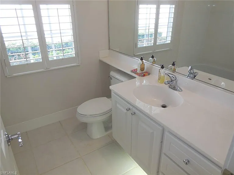 3914 Upolo Ln — Photo 18