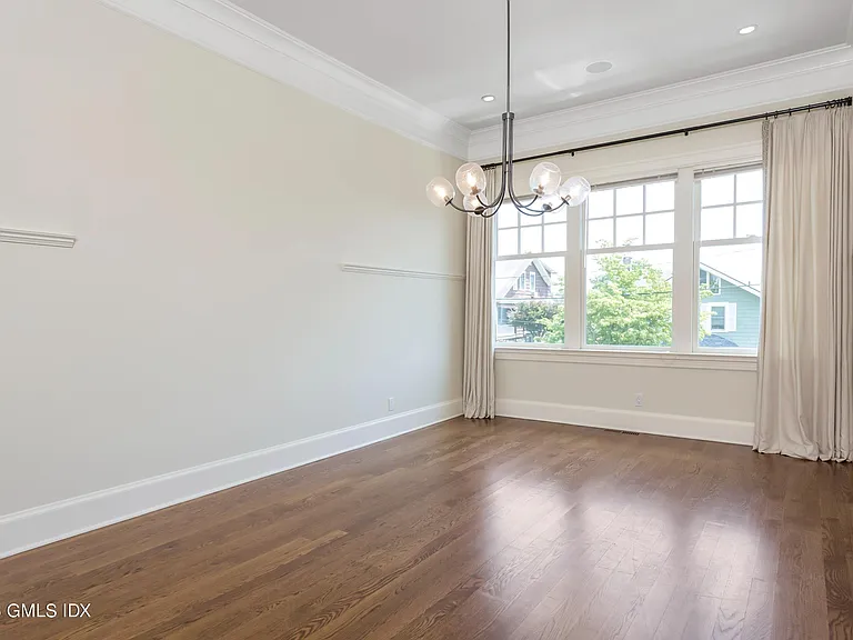 140 Havemeyer Pl — Photo 6