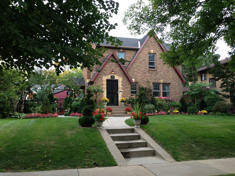 1st image of 1688 Highland Pkwy