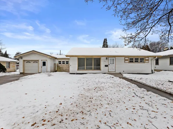 821 South 100th STREET, West Allis, WI 53214