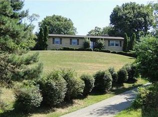 231 E McMurray Rd, Mcmurray, PA 15317