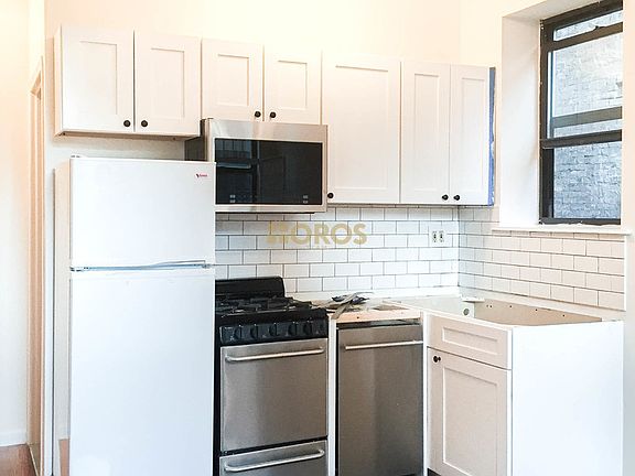 5th image of 200 E 7th St APT 3C