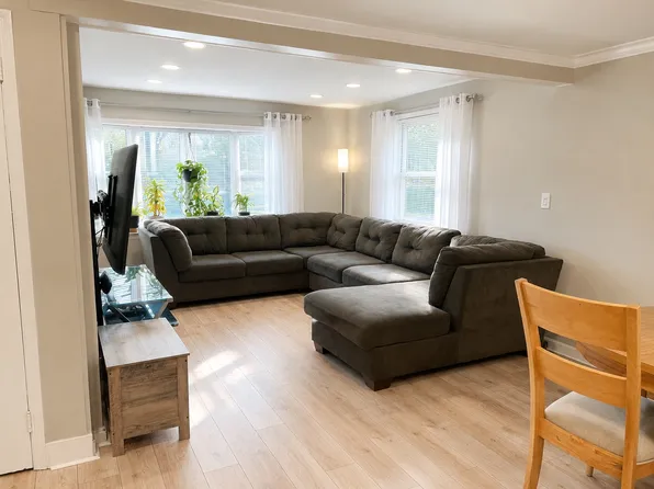 (undisclosed Address), Patchogue, NY 11772
