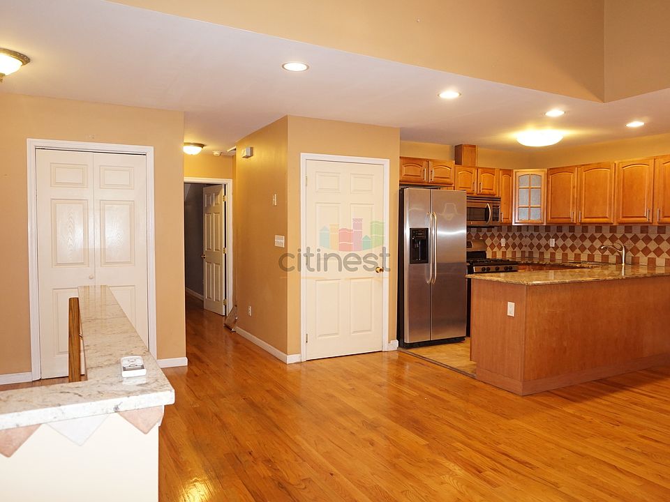 1st image of 1407 Shore Pkwy #2nd