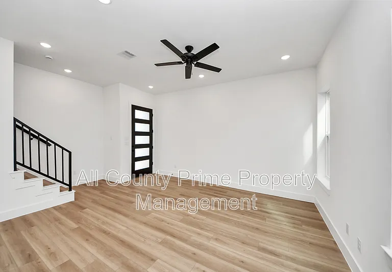 2708 Bostic St #B — Photo 6