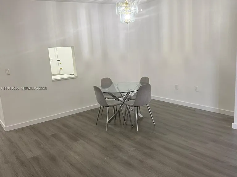 9159 SW 77th Ave #211 — Photo 5
