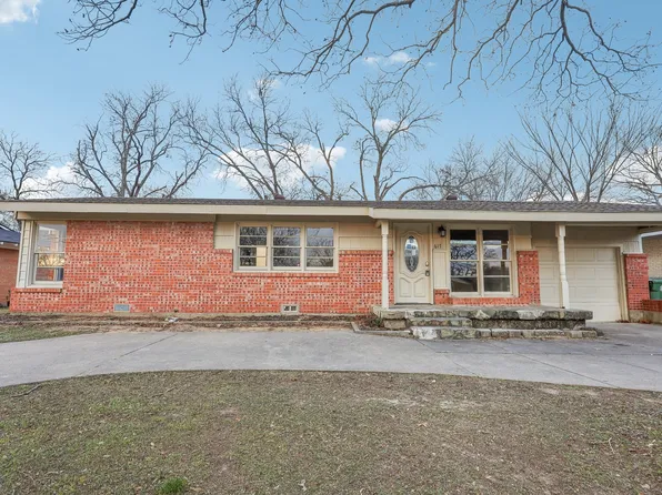 617 Norwood Dr, Hurst, TX 76053