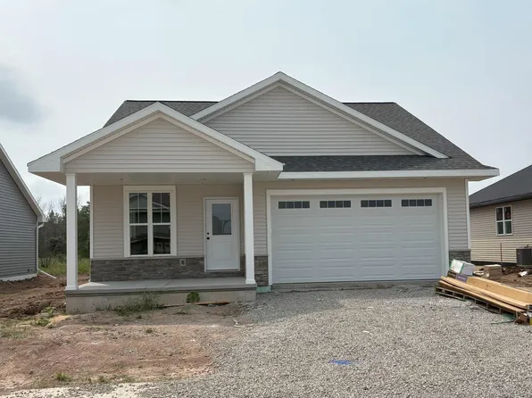 2209 E Golden Gate Dr, Appleton, WI 54913