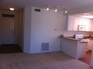 308 Santa Barbara, Irvine, CA 92606