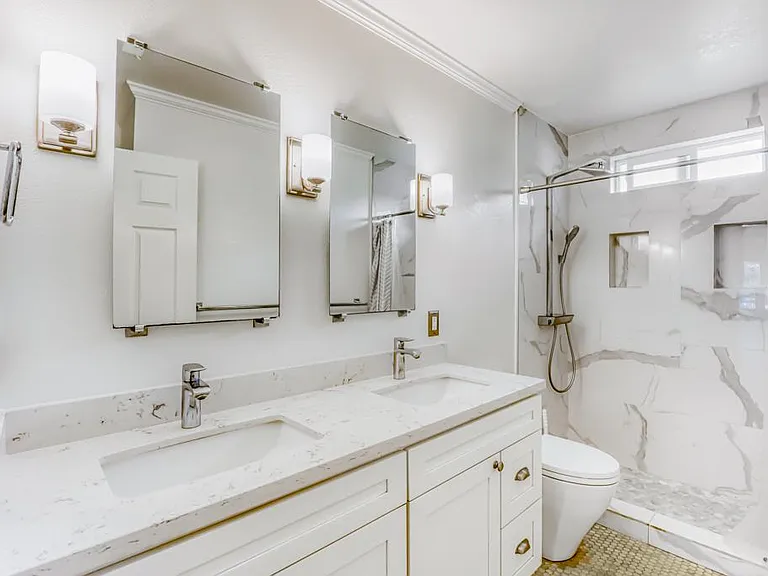 2239 Poplar Ave — Photo 11