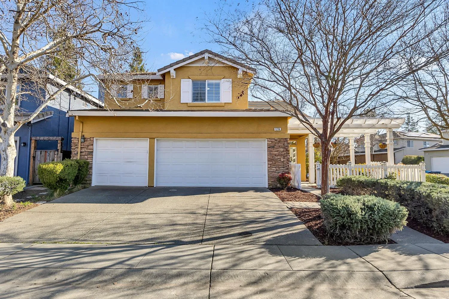 1774 Colorado Ln photo 1