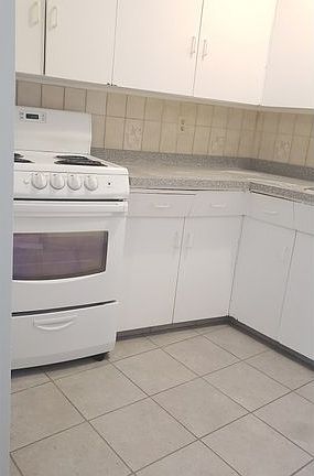 5th image of 15430 100th Ave NW