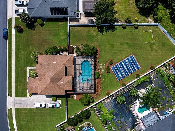 4th image of 407 OSPREY LAKES CIRCLE