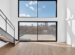888 Lorimer St, Brooklyn, NY 11222
