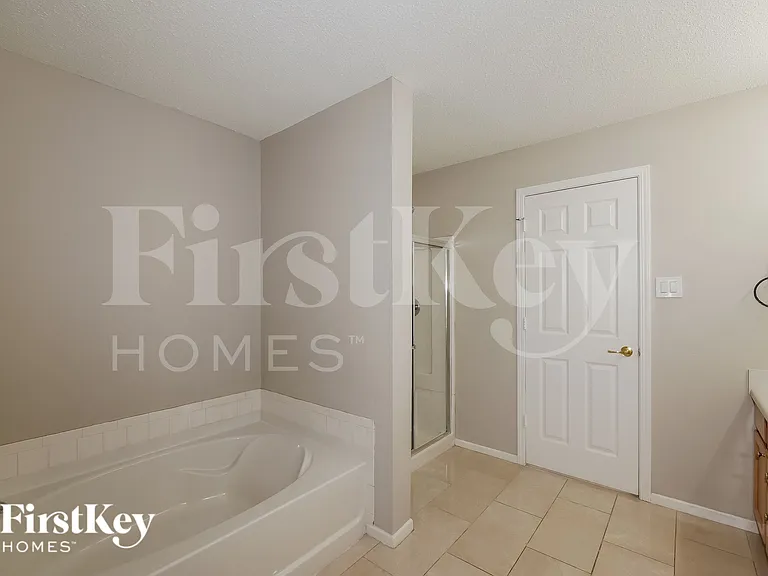 6845 Woodland Heights Dr — Photo 13