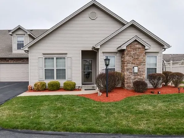 1042 Carriage Ln, Saxonburg, PA 16056