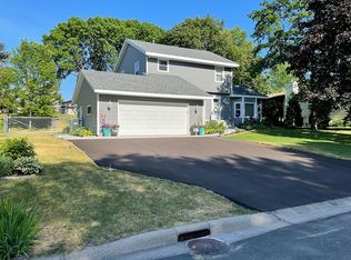 8310 Cleadis Ave, Inver Grove Heights, MN 55076