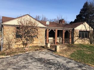 1947 Gravois Rd, High Ridge, MO 63049