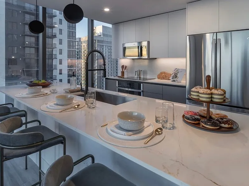1 bed, 1.0 bath, 846 sqft, $3,100 — Photo 2