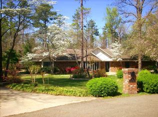 18 Hickory Ridge Dr, Texarkana, TX 75503