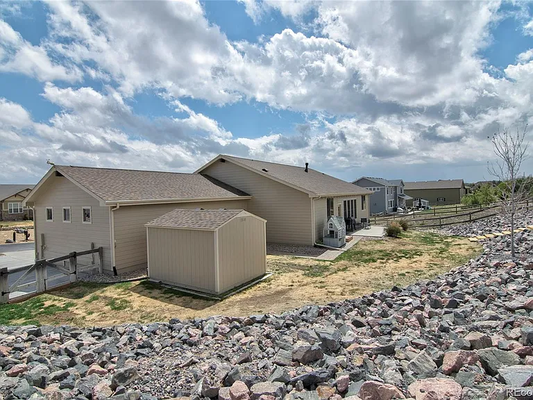 42105 Plantation Cir — Photo 36