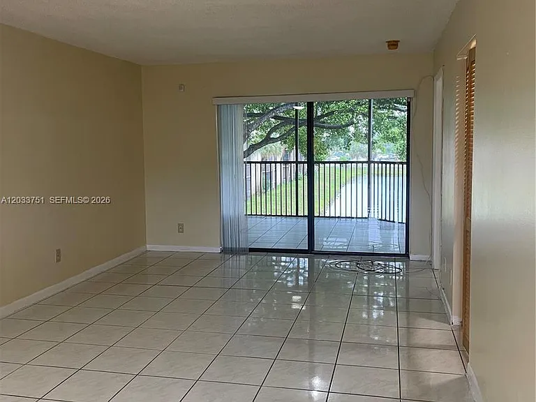 3252 Foxcroft Rd #307 — Photo 1