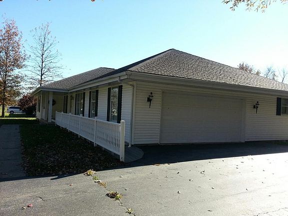 2nd image of 1007 E Patton Dr
