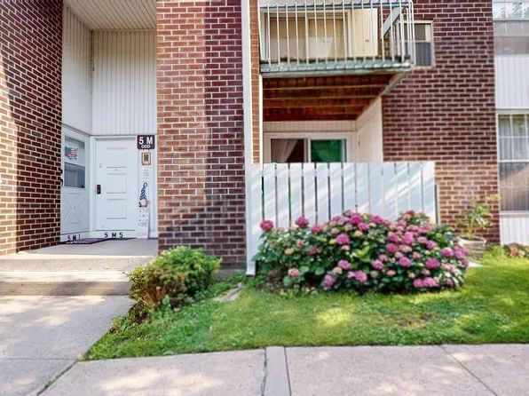 275 Green Saint Arbor Grn #5M3, Beverly, NJ 08010