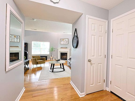 3rd image of 5908 Amanda Ct