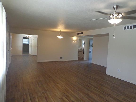 3rd image of 1703 Glenwood Ave