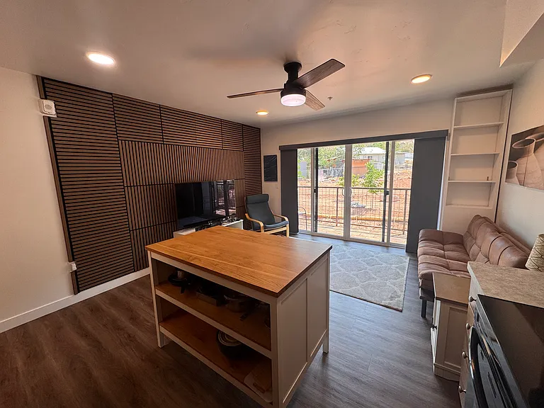 443 Kane Creek Blvd #B-206 — Photo 2