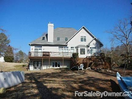 3rd image of 6470 Pocahontas Ln