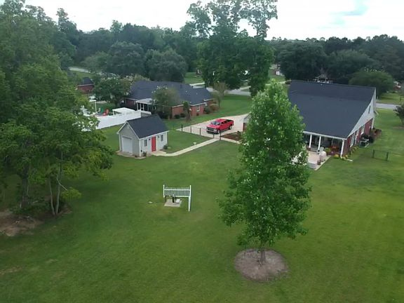 2nd image of 157 Winchester Dr
