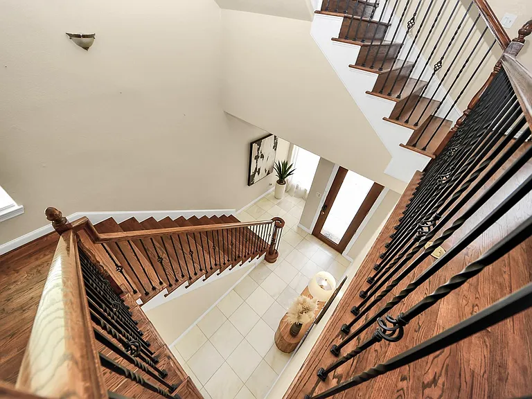 3507 Jackson St — Photo 16