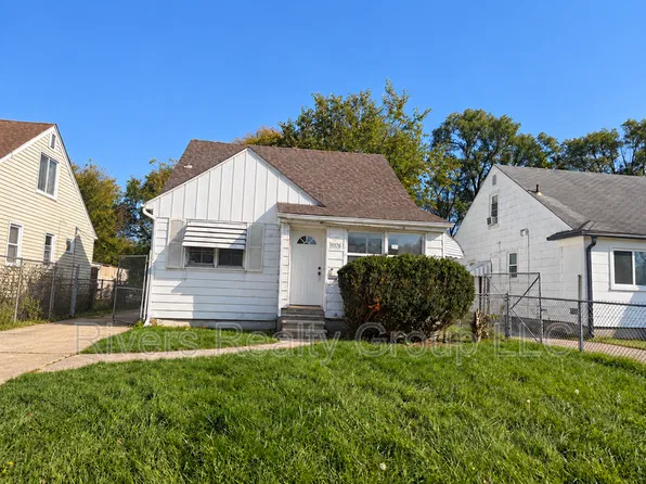 9378 Trinity St, Detroit, MI 48228