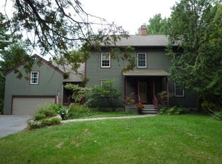 14 Beacon Hill Dr, Morrisonville, NY 12962